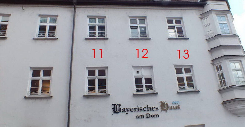 Beweissicherung Risse in Fassaden Mehrfamilienhaus zu Baubeginn